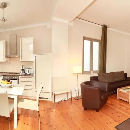 Warnemuende In Der Stadtvilla L Apartment Rostock