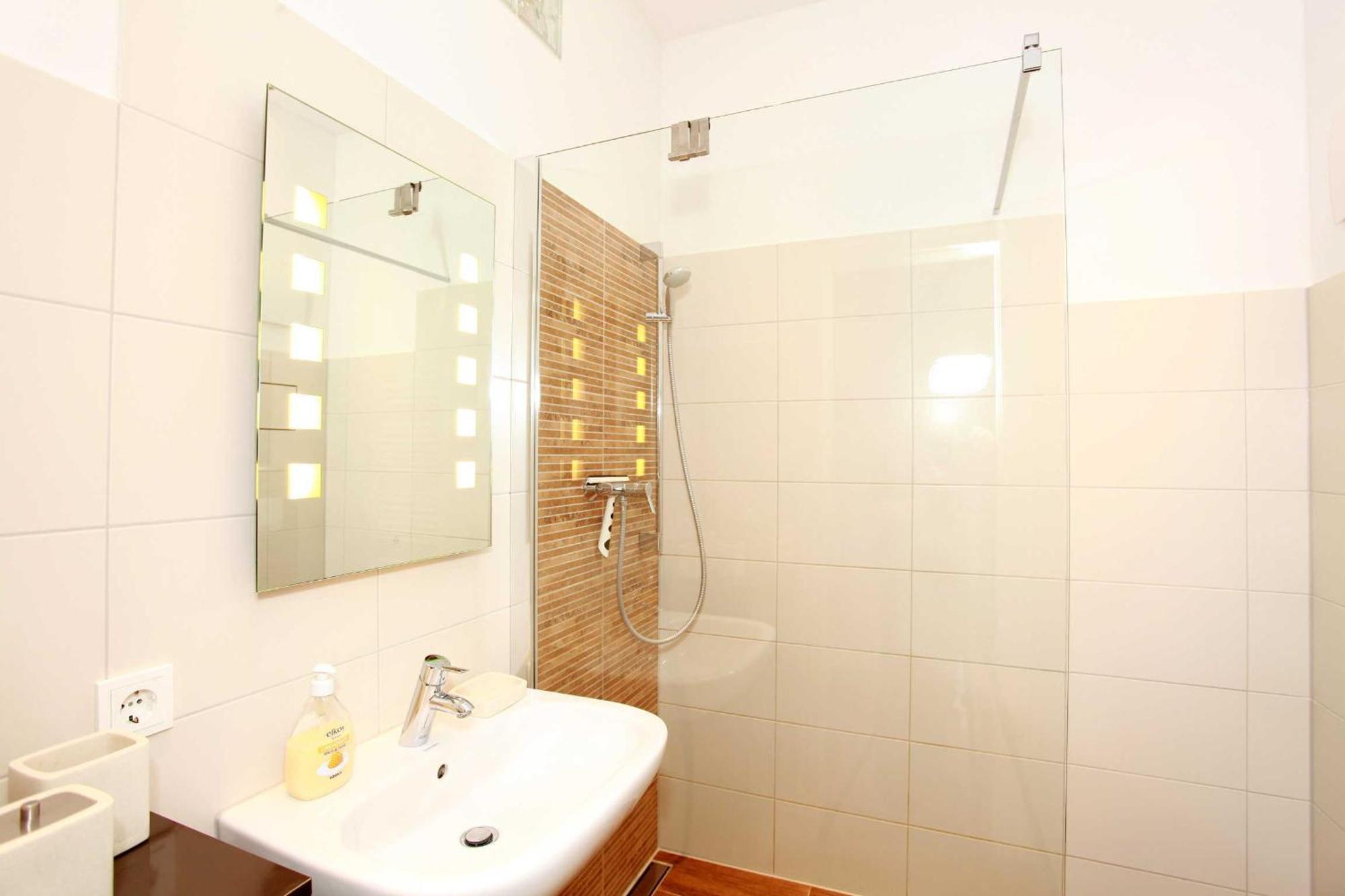 Warnemünde In Der Stadtvilla L Apartment